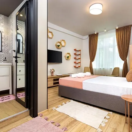 Konukevi Kapana On Pedestrian Street With Parking Included