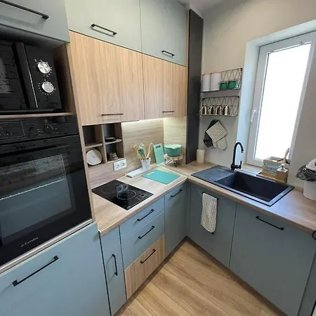 Kapana On Pedestrian Street With Parking Included 4*