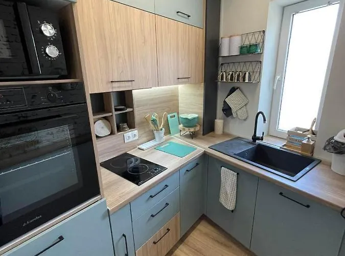 Kapana On Pedestrian Street With Parking Included 4*