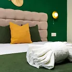 بيت ضيافة Kapana On Pedestrian Street With Parking Included 4*