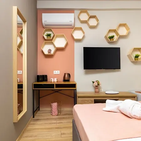 Kapana On Pedestrian Street With Parking Included 게스트하우스 4*