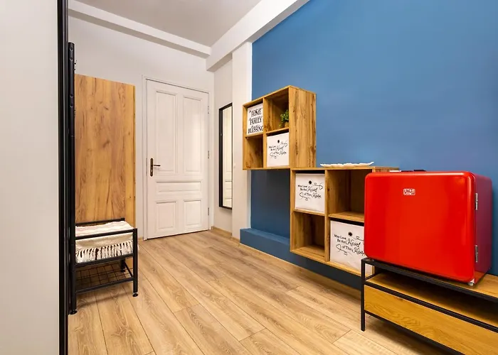 Kapana On Pedestrian Street With Parking Included 게스트하우스 4*