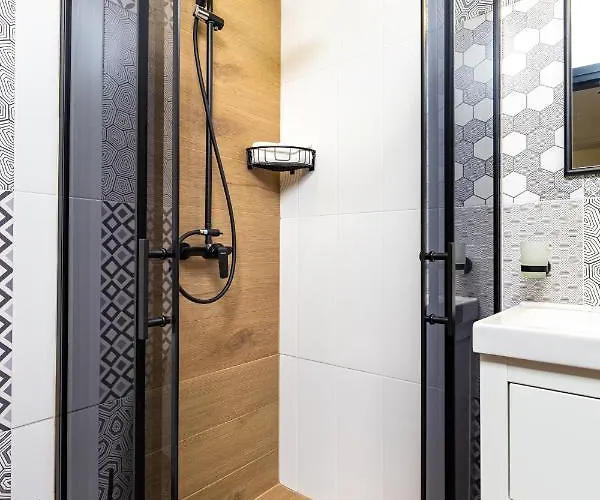 Kapana On Pedestrian Street With Parking Included Vendégház